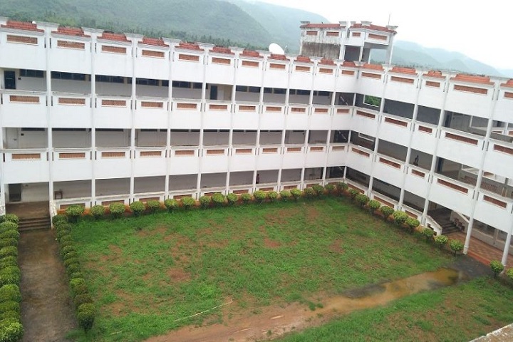 https://cache.careers360.mobi/media/colleges/social-media/media-gallery/2977/2019/2/16/College Buiding View of Sri Prakash College of Engineering East Godavari_Campus-View.JPG